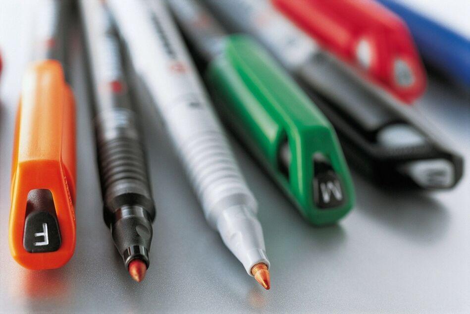 4 feutres permanents M STABILO OHPen - 1 mm - toutes surfaces lisses - Organisatoo