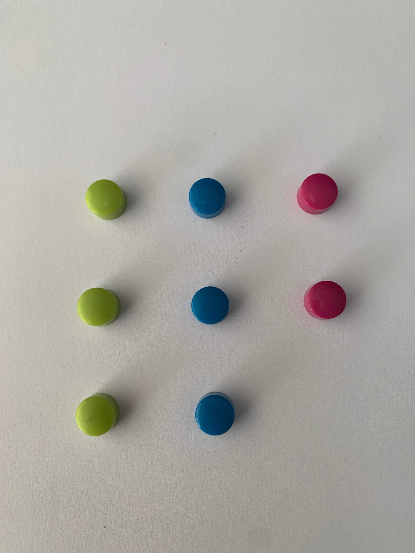 8 aimants ronds Ø 10 mm - magnets puissants - Organisatoo