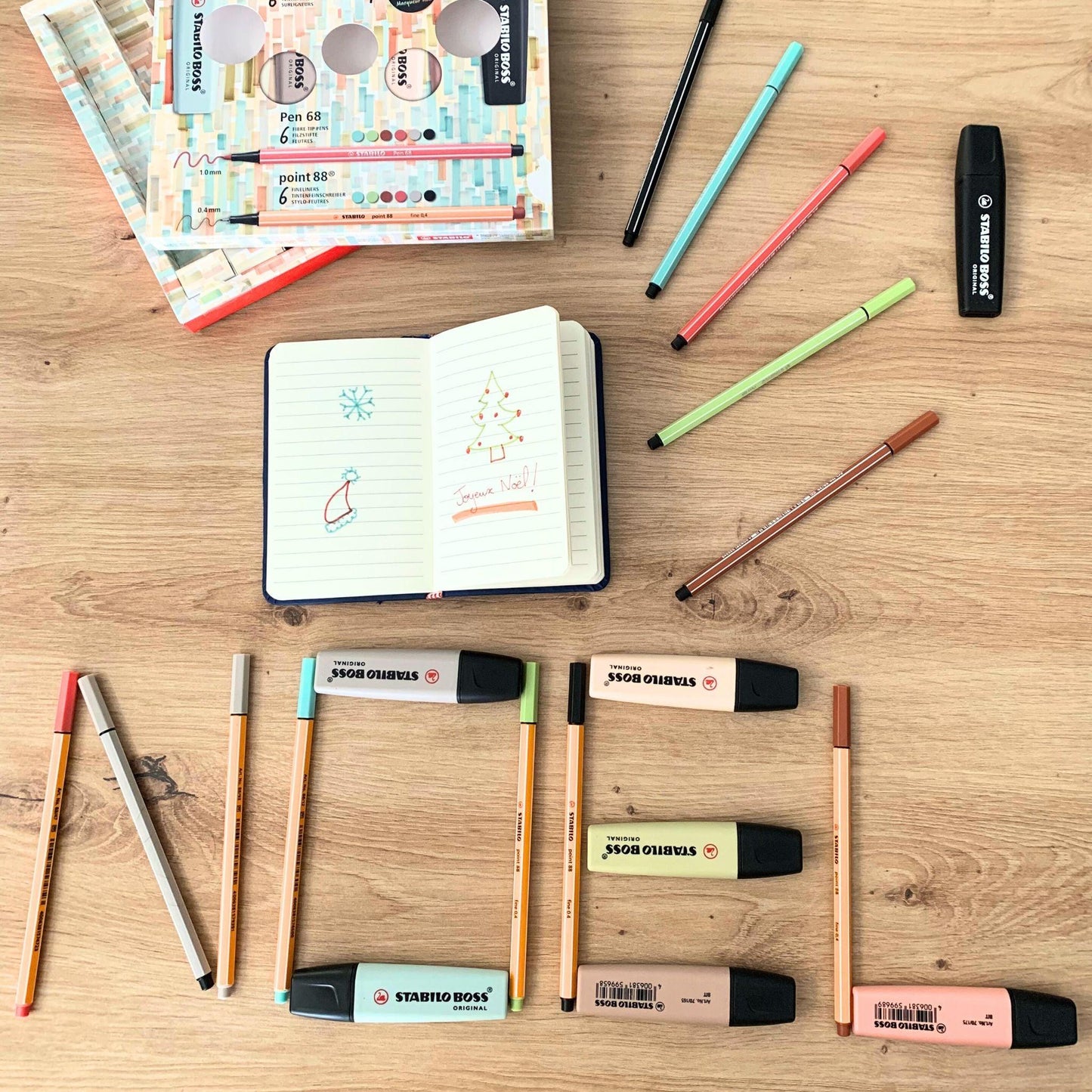 Coffret Stabilo 19 pièces : 6 surligneurs + 6 feutres + 6 stylos feutres + 1 marqueur. Nature colors. - Organisatoo
